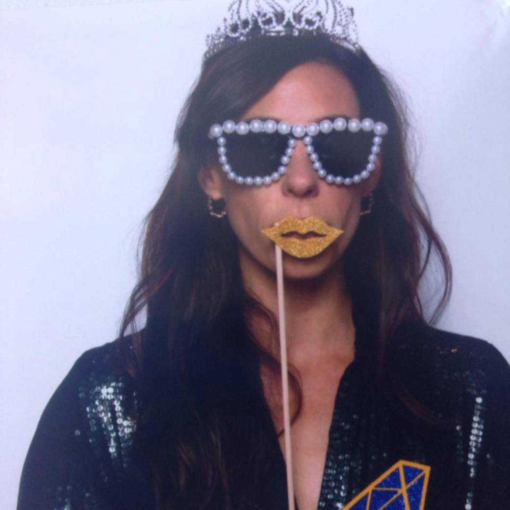 Meet your Posher, Mercedes